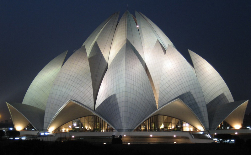 Illustration for article titled Flower-Shaped Buildings Turn Cities Into Artificial Gardens